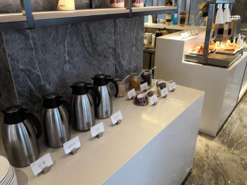 Shenzhen Bantian Huaweizhongcheng Atour Hotel Dış mekan fotoğraf